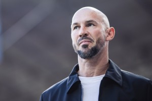 大发官网|大发体育|大发娱乐场|dafabet中国|大发体育官方网站|www.dfa678.com-伊尔泽：从电工到带霍村德甲竞争欧冠席位我是如何做到的？