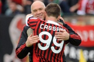 大发官网|大发体育|大发娱乐场|dafabet中国|大发体育官方网站|www.dfa678.com-前米兰队医：范巴斯滕当时没听我的话，他本可以再踢2到3年