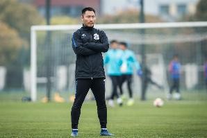 记者：王赟现在是申花俱乐部工作人员，没有参与海港B队任何工作